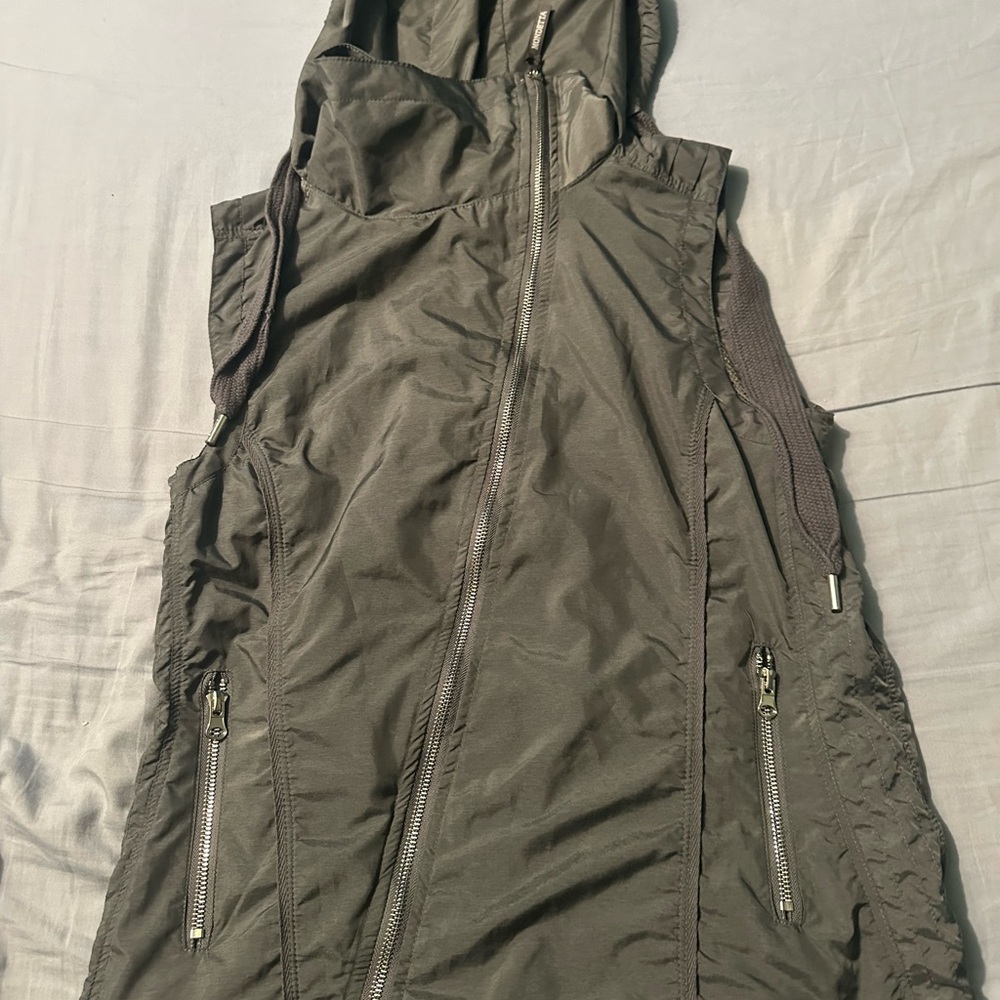 Mondetta Zip Up Hooded Vest